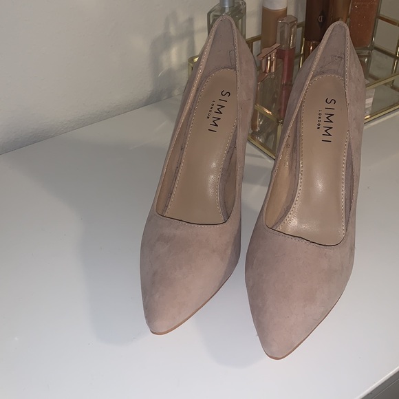 Suede pumps in the color nude - Simmi London - Picture 6 of 6